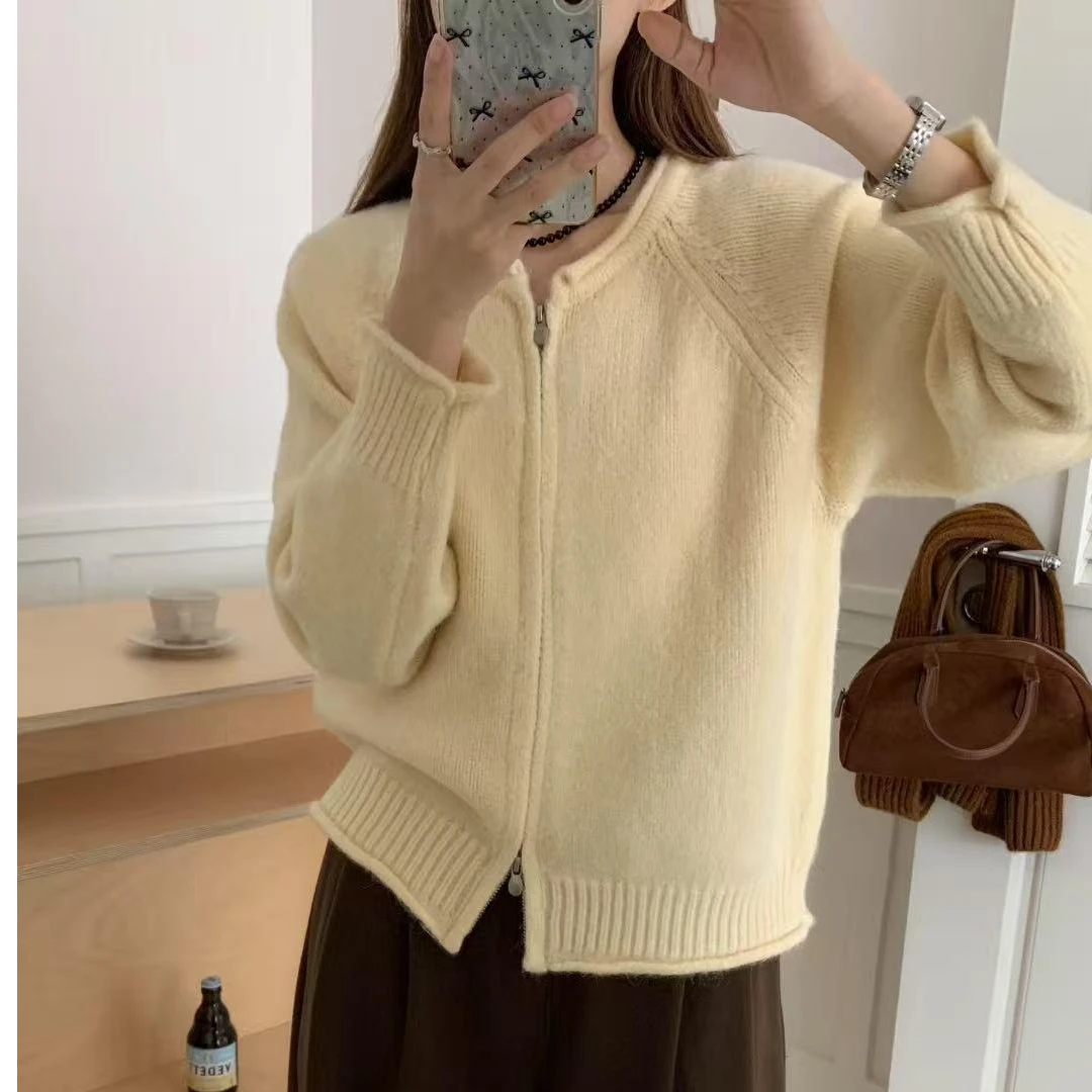 韩系甜美针织开衫时尚毛针织衫慵懒风秋冬加厚短款百搭毛衣外套