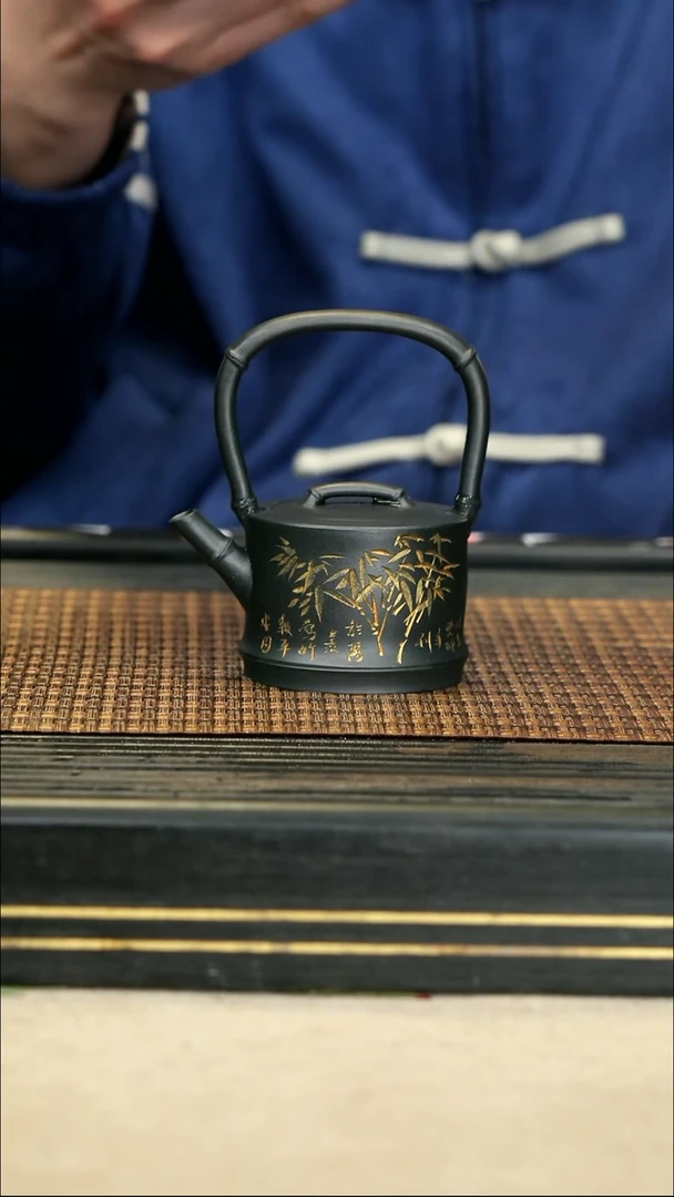 【闪购商品】紫砂茶壶41竹节提梁 君子兰