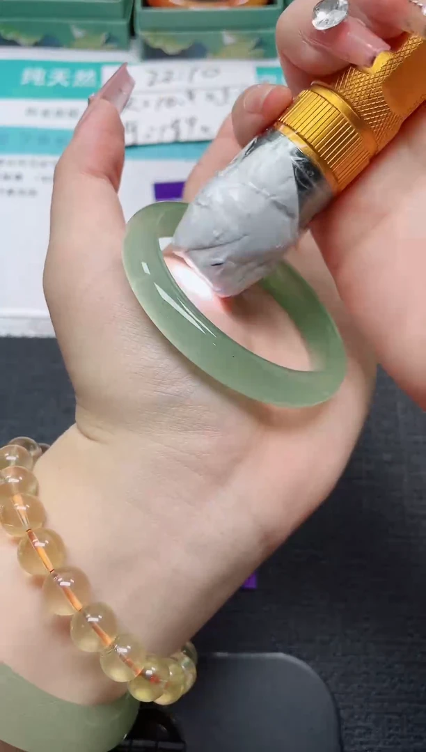 未镶嵌手镯石英质玉325-54