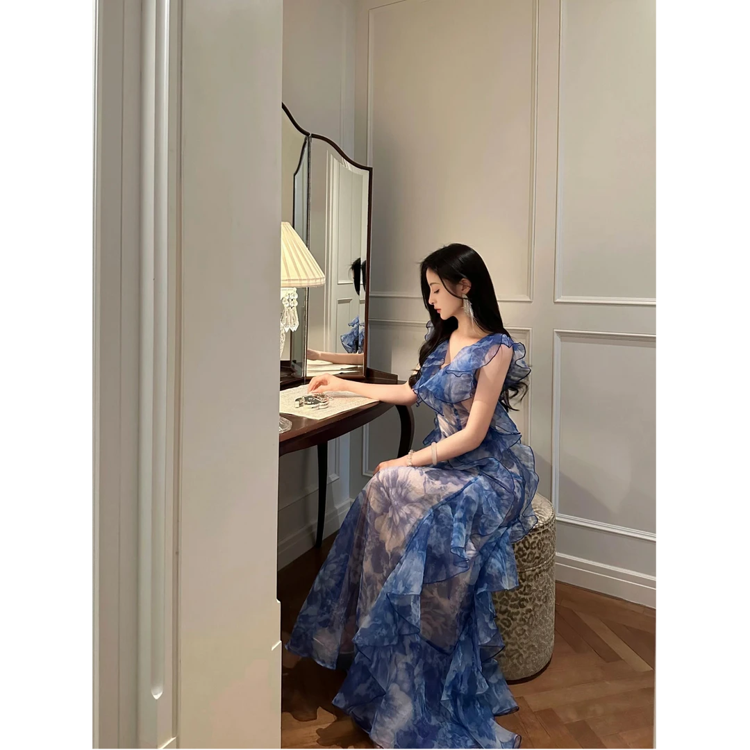 印花连衣裙女夏轻奢名媛高级感礼服裙重工荷叶边v领收腰度假长裙