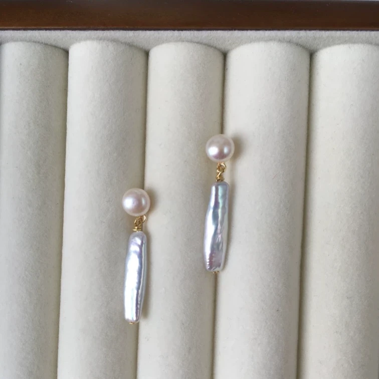 欣【月半弯】淡水珍珠 气质白色 合金耳饰  复古小众DEH01205