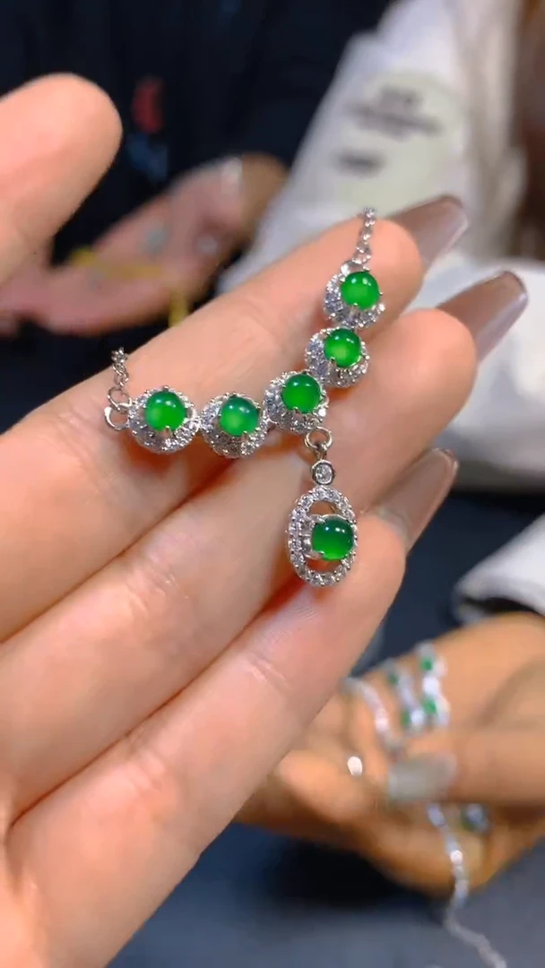 【闪购商品】翡翠项链未镶嵌0732965080多样性发一