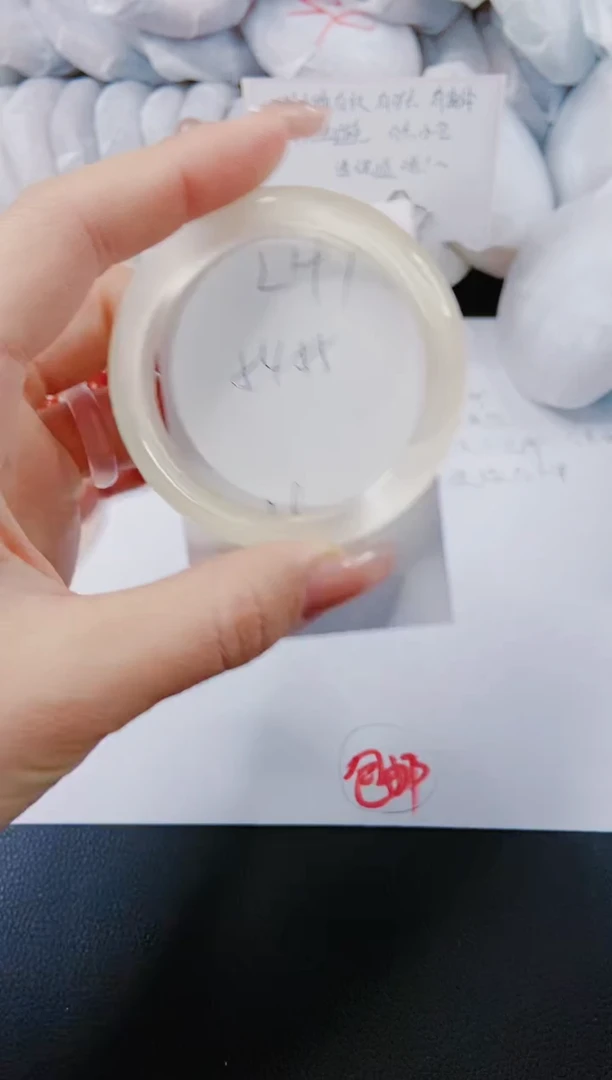 【闪购商品】石英质玉手镯未镶嵌L191-54/55