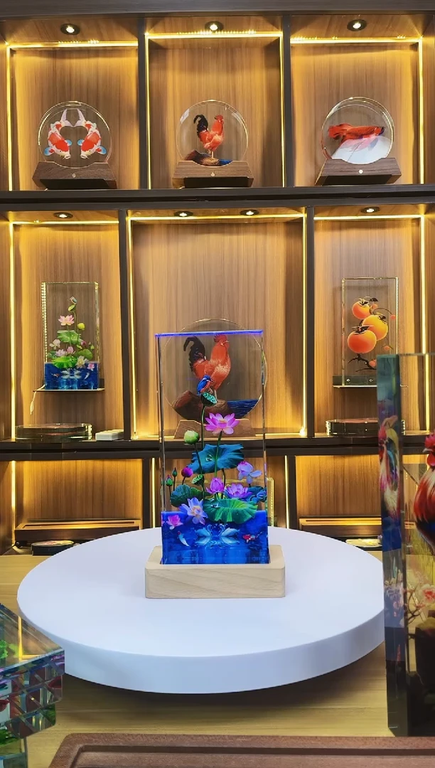 有机玻璃尺寸24*11*5荷花+底座