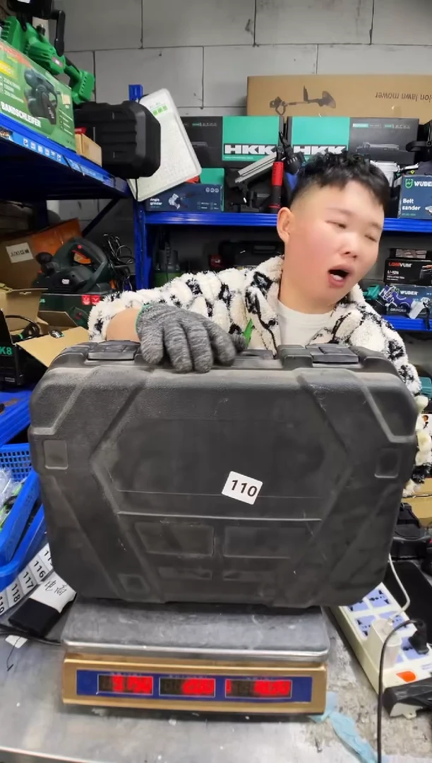 蜡***. 二手工具听讲解看图片下单 没有运费险110