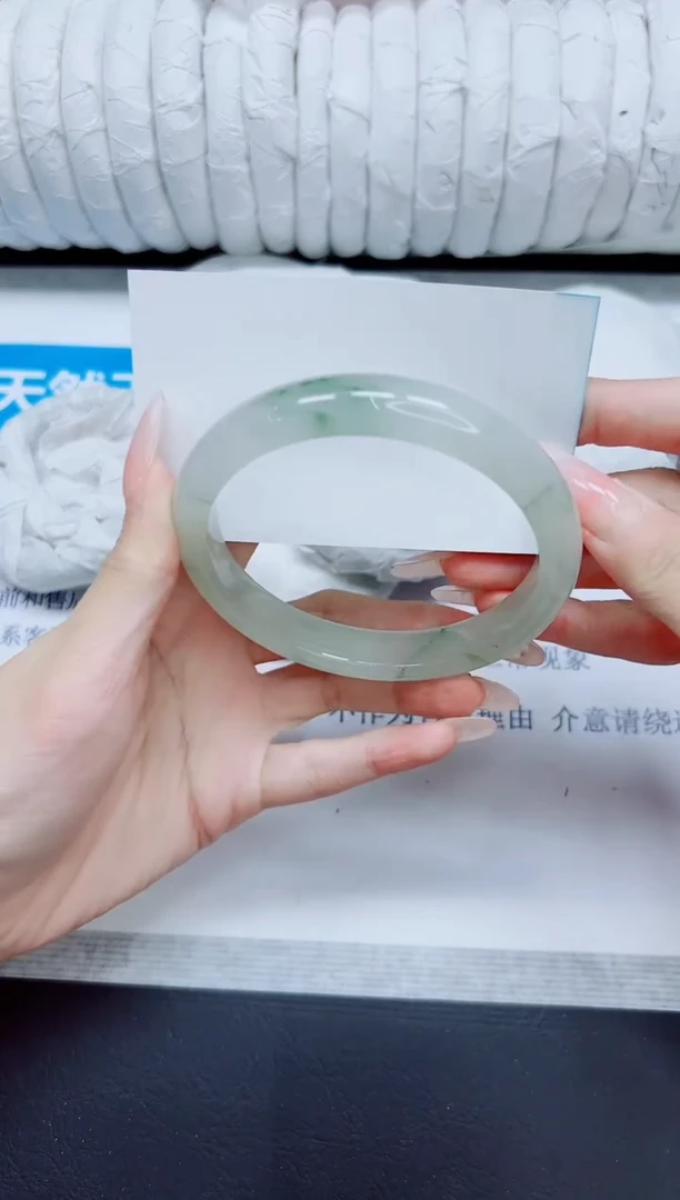 石英质玉手镯未镶嵌309/64.7