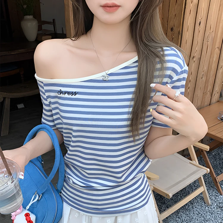 2025夏季新款莱赛尔露肩条纹刺绣小众设计斜肩短袖女上衣宽松显瘦