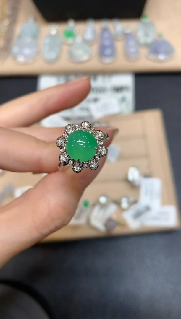 【闪购商品】翡翠戒指18K金镶嵌【无服务费