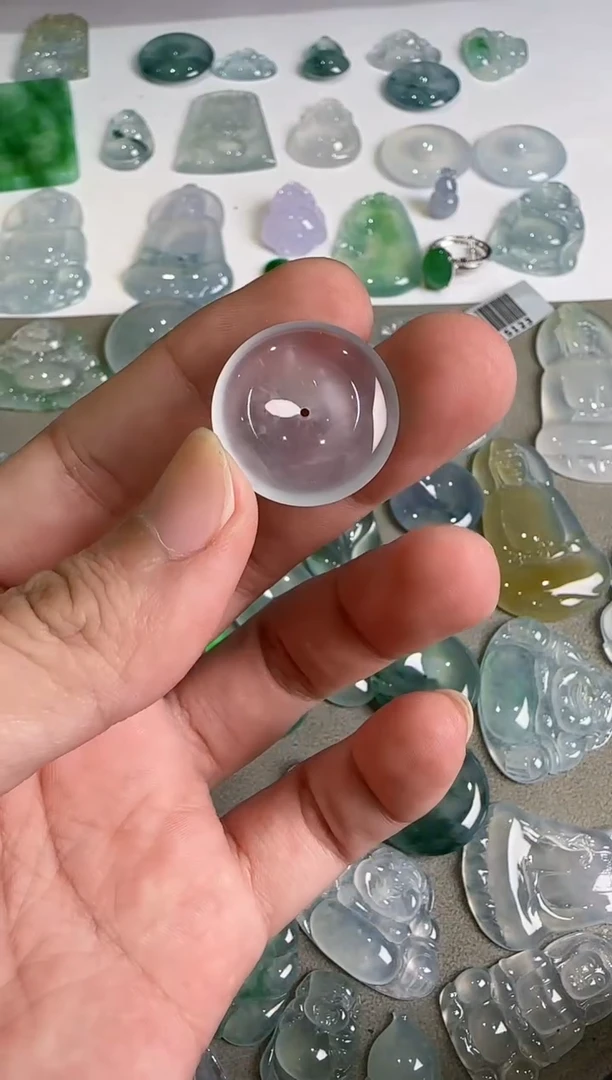 吊坠(不含链)未镶嵌翡翠..