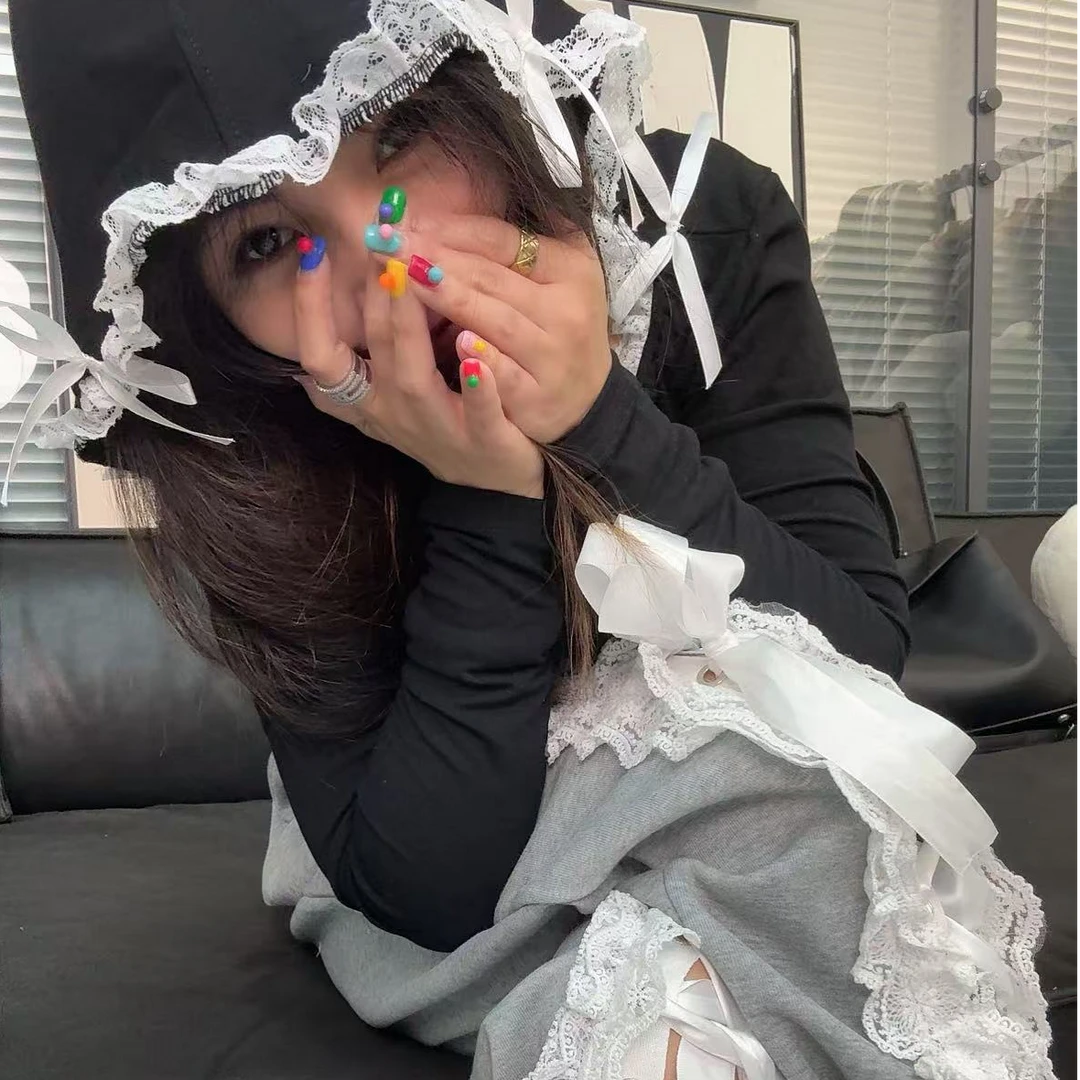 《赵小姐推荐》连帽甜美蝴蝶结上衣