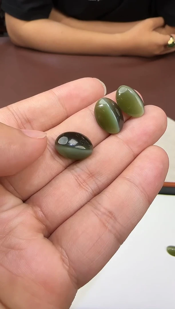 和田玉未镶嵌吊坠(不含链)【陆602】131 7025多样性发其一