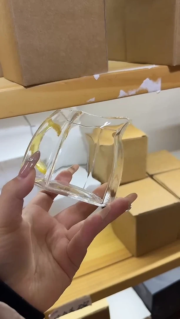 黄晶楞然公道杯