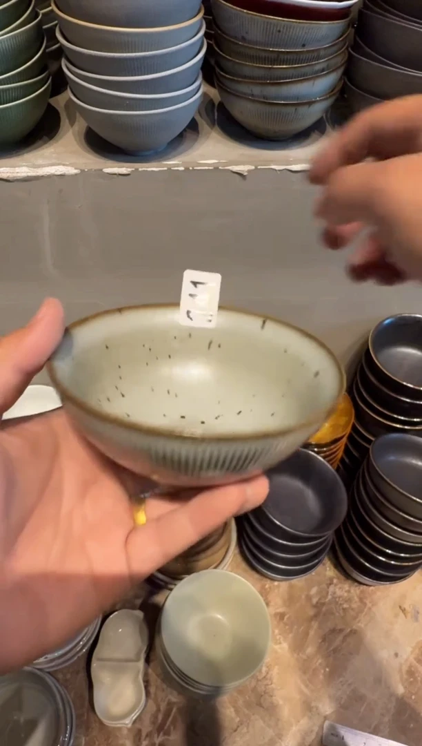 瓷片241灰色手工万福碗1个