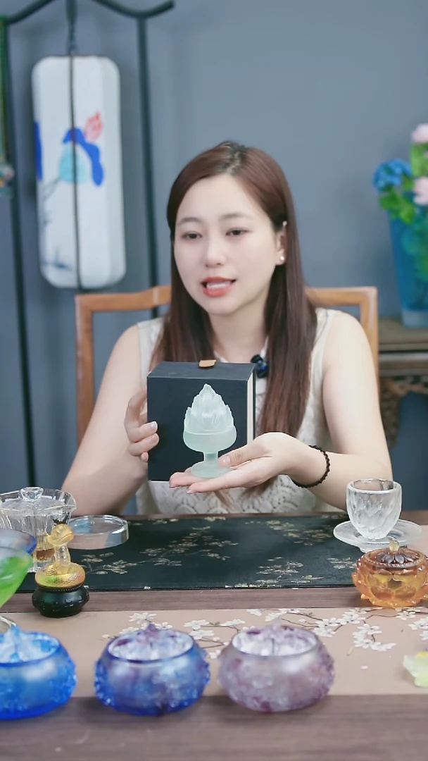 琉璃手工艺品博山香炉