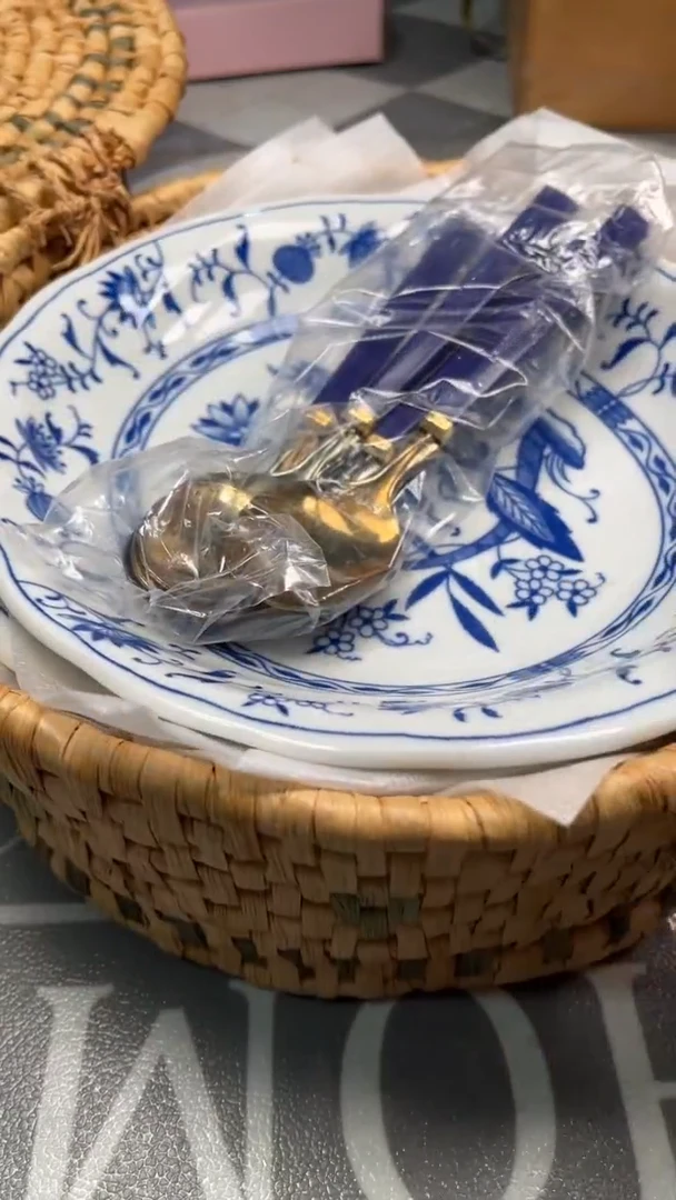 瓷片陶瓷如图所示周边