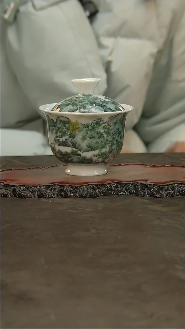 【闪购商品】青花手绘山水盖碗
