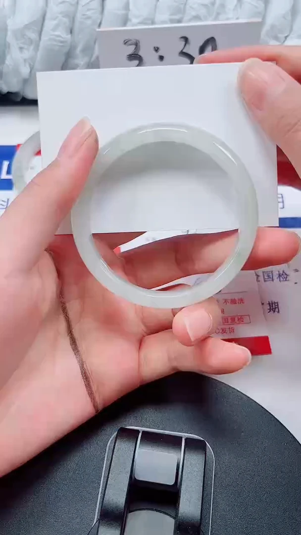 未镶嵌手镯石英质玉92-54/55