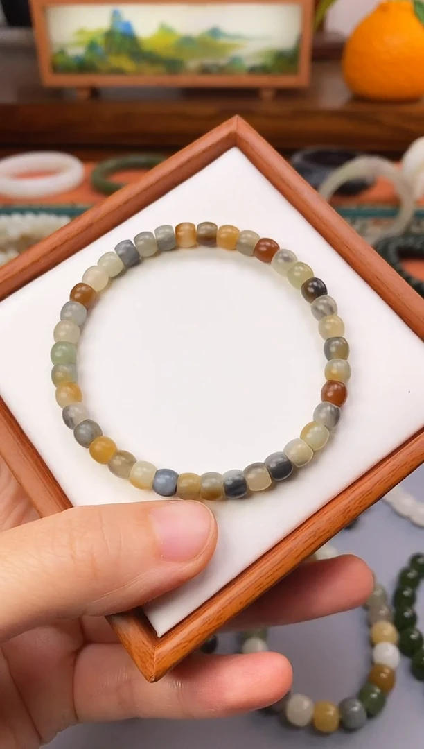 未镶嵌手链和田玉（糖玉）新疆楼兰卡6mm手串