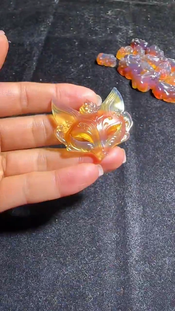 琥珀颈饰未镶嵌09