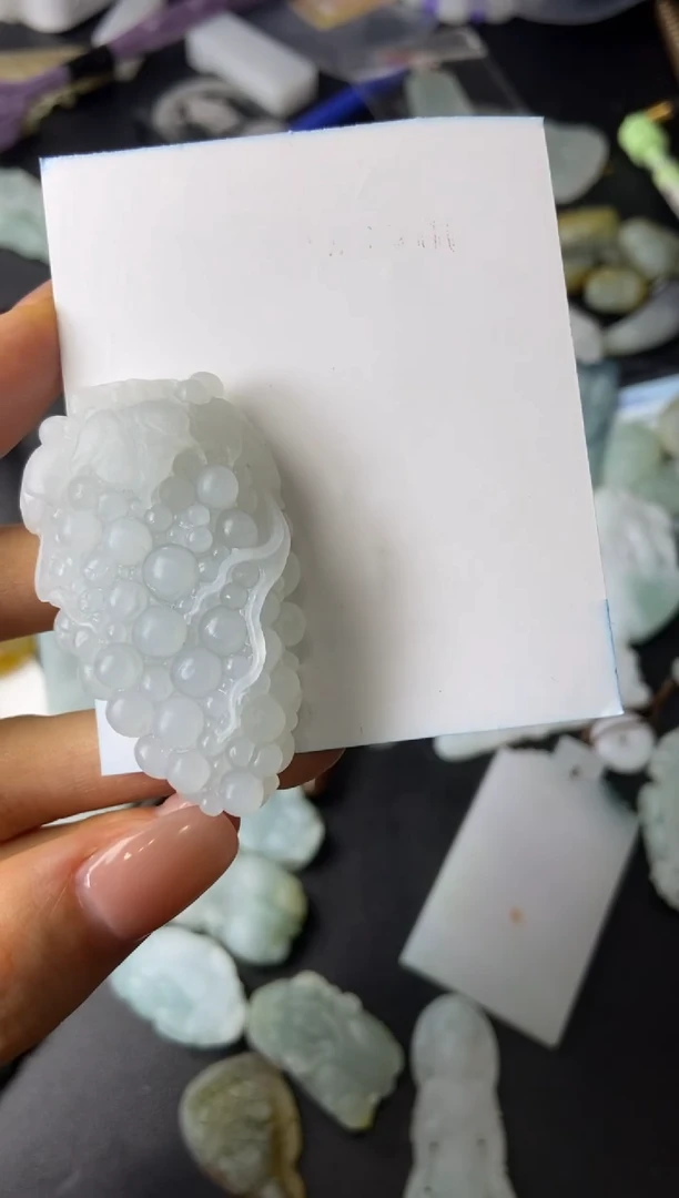 定制翡翠未镶嵌葡萄