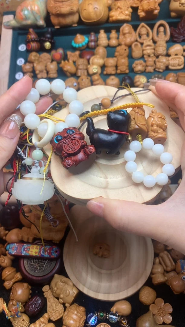 【闪购商品】檀香木...............