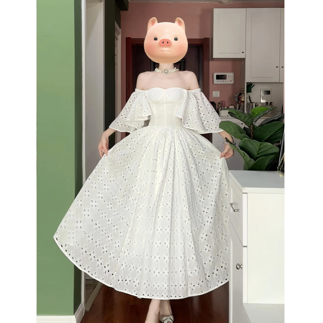 2025春季新款名媛轻奢精致一字领露肩收腰显瘦镂空泡泡袖连衣长裙