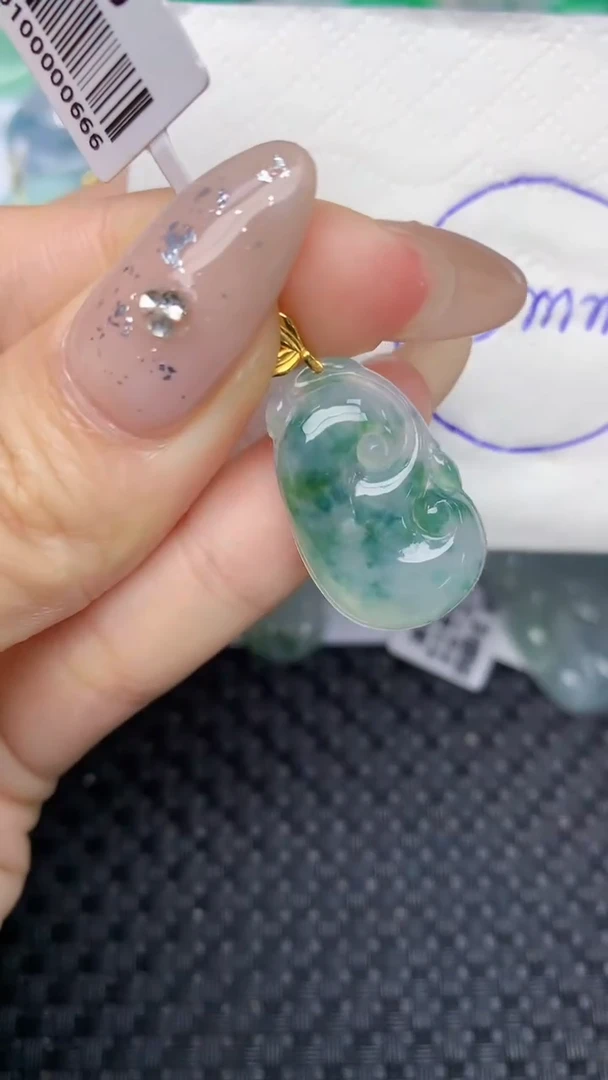 颈饰18K金镶嵌翡翠天然缅甸翡翠a货百元以上9元证书费自理