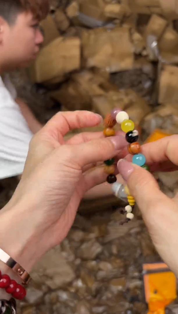 尚品精品手串《无礼盒》