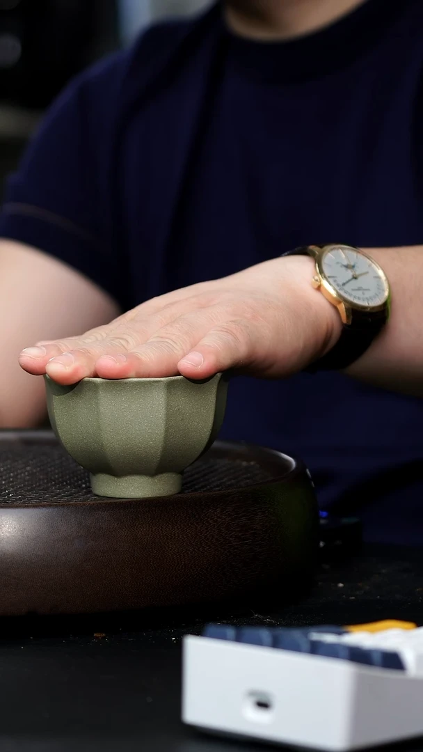紫砂豆青砂六方杯