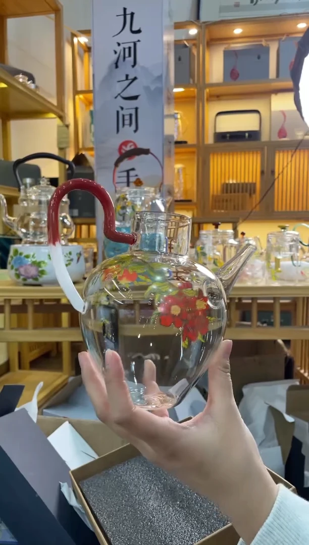 执壶红白把手石榴花