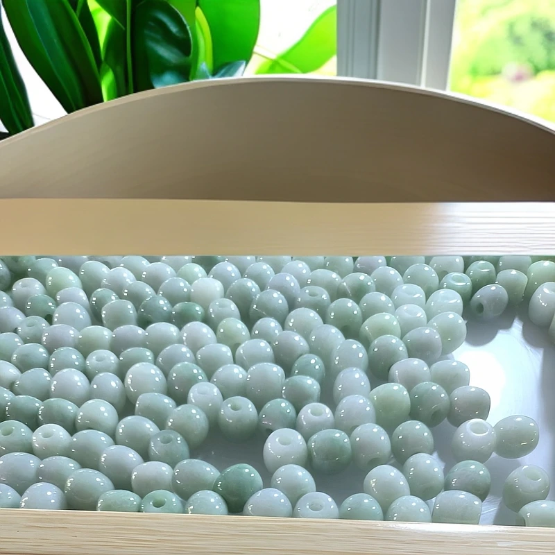 缅甸晴绿A货吊坠DlY小饰品气质清新高冰通透路路通简约精美隔珠k8