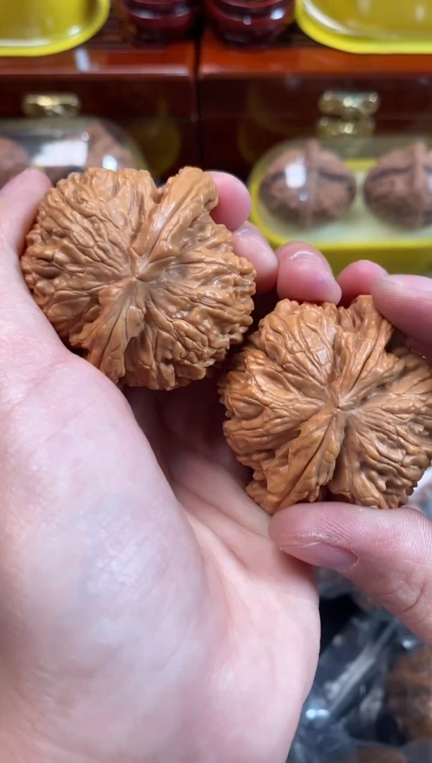 把件文玩核桃白狮子45尺Z125