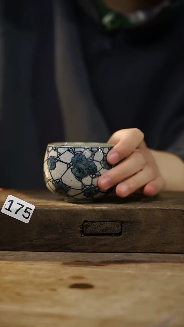 瓷片设计师手作！！！落单设计师系列！！！！高古青花系列主人杯