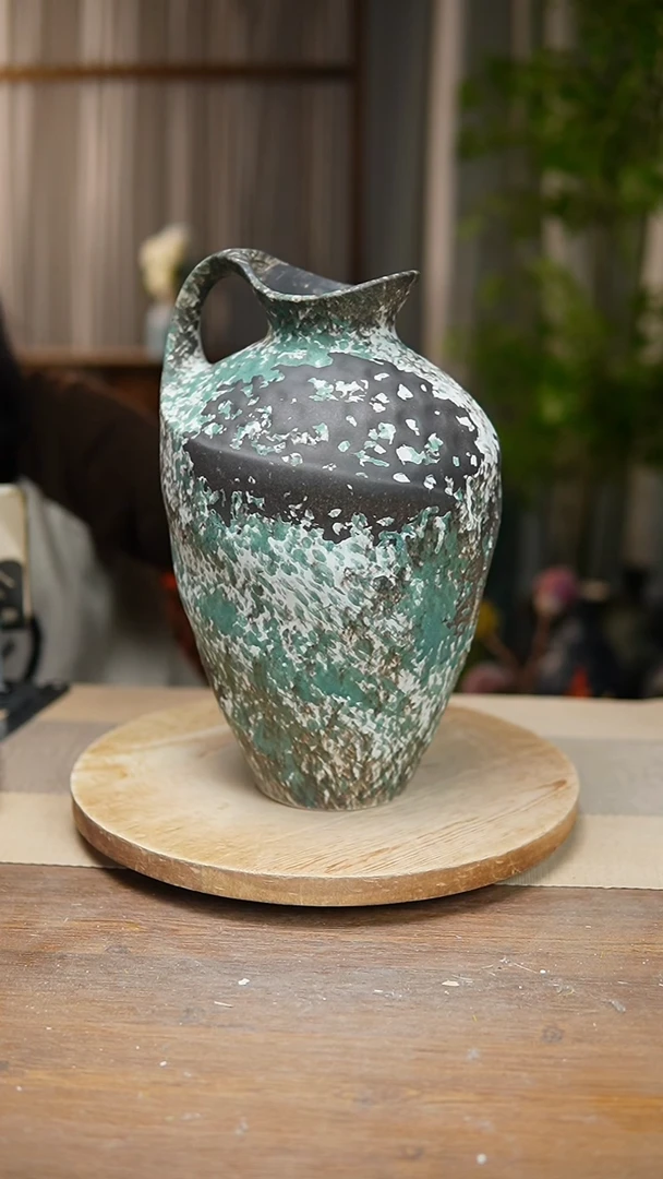 【闪购商品】陶瓷  花器涂鸦绿奶壶