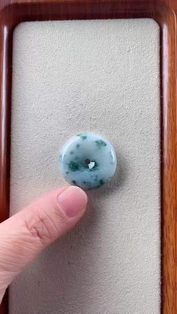 【闪购商品】翡翠吊坠(不含链)未镶嵌孤品