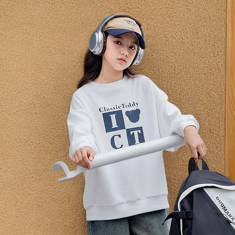 （50）白色卫衣中大童