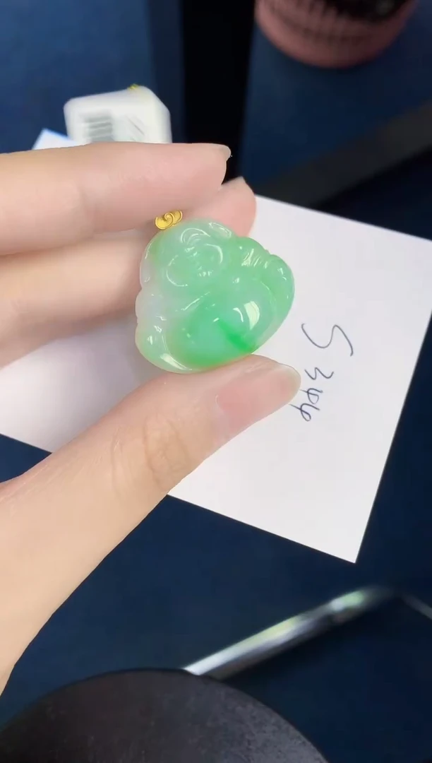 翡翠18K金镶嵌颈饰天然翡翠緬甸A貨