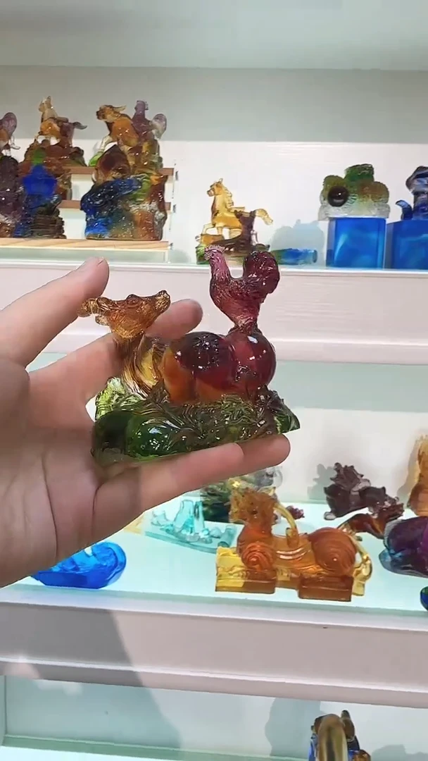 手工艺品琉璃牛鸡