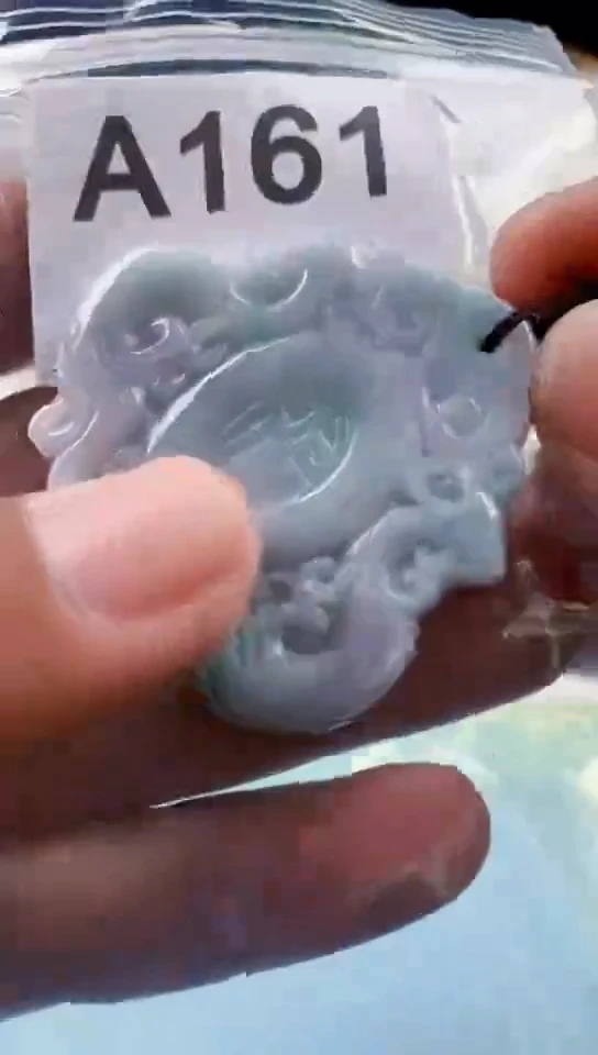 【闪购商品】翡翠挂件未镶嵌天然翡翠吊坠挂件