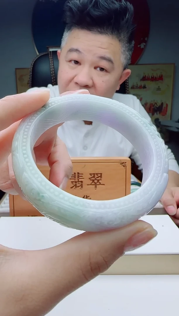 颈饰未镶嵌翡翠苏*湖1111111