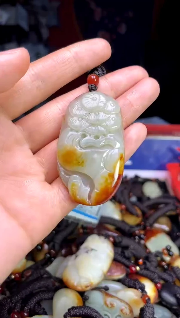 【闪购商品】和田玉未镶嵌颈饰1