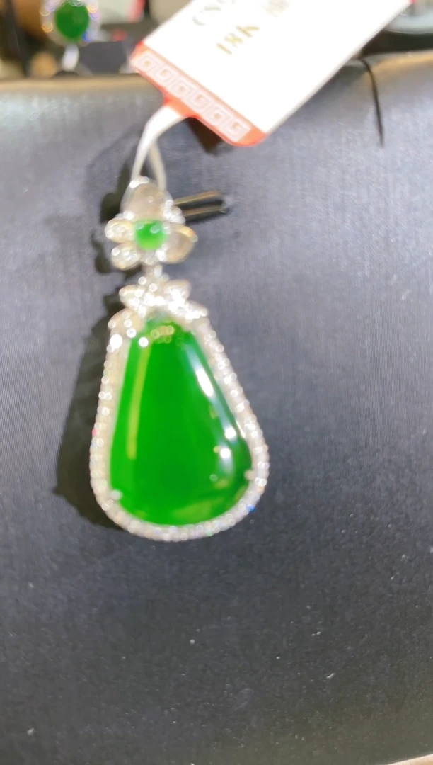 翡翠18K金镶嵌颈饰A85天然A货翡翠吊坠