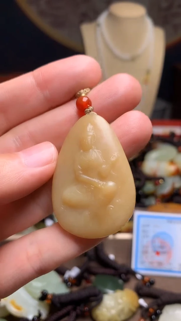 颈饰未镶嵌和田玉新疆料青海料清水和田玉吊坠