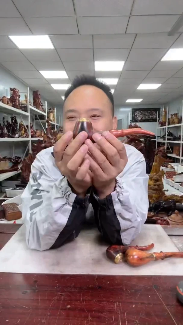 【闪购商品】花梨木类木雕工艺品88888888