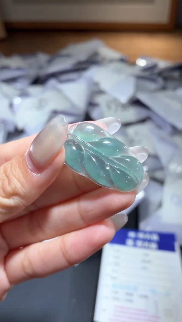 吊坠(不含链)未镶嵌翡翠叶子