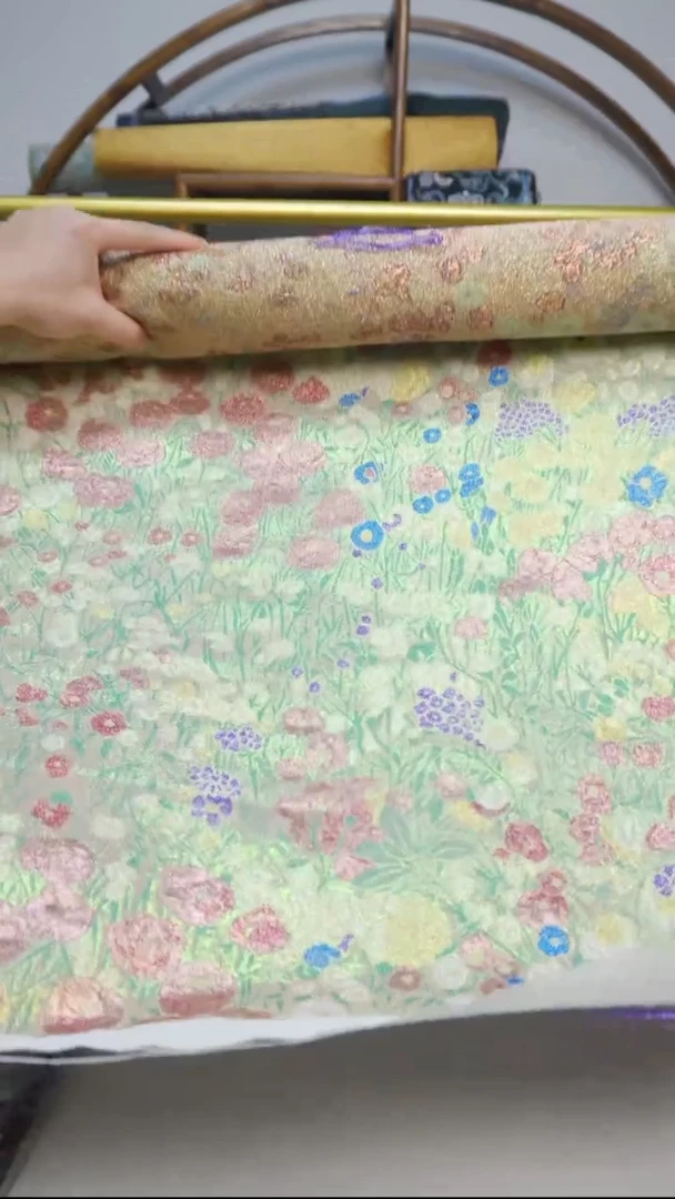 织绣28彩金卷布卷布