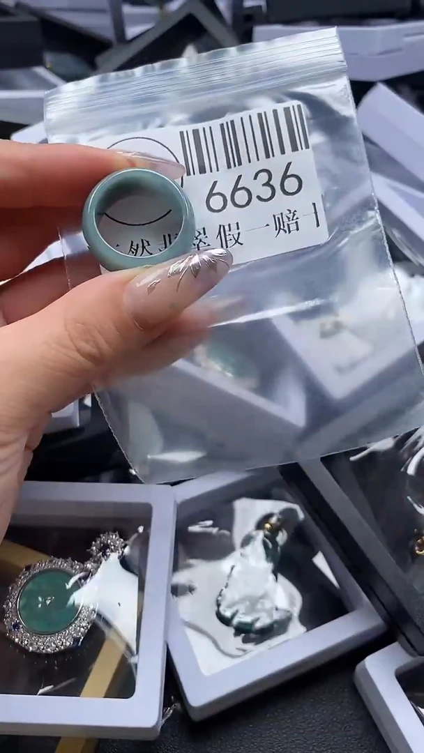 吊坠(不含链)未镶嵌翡翠6636