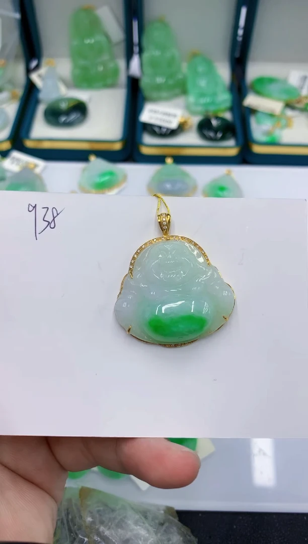 颈饰18K金镶嵌翡翠111111