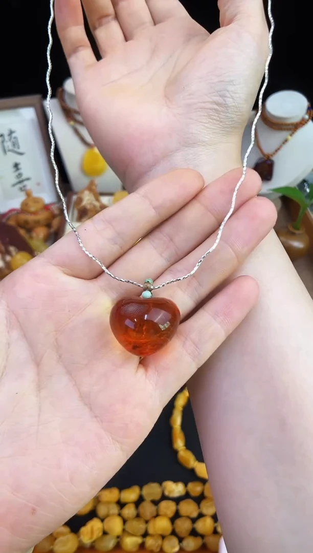 琥珀未镶嵌珠宝奇石柒月