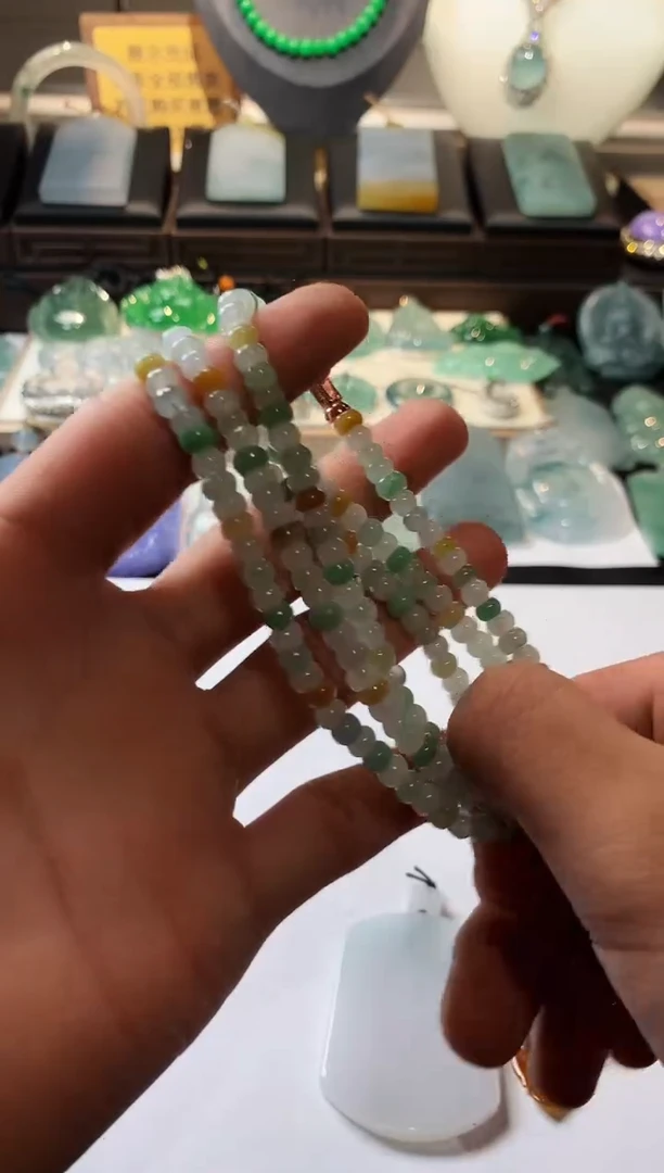 未镶嵌定制翡翠婉*?  4092毛货不退不换